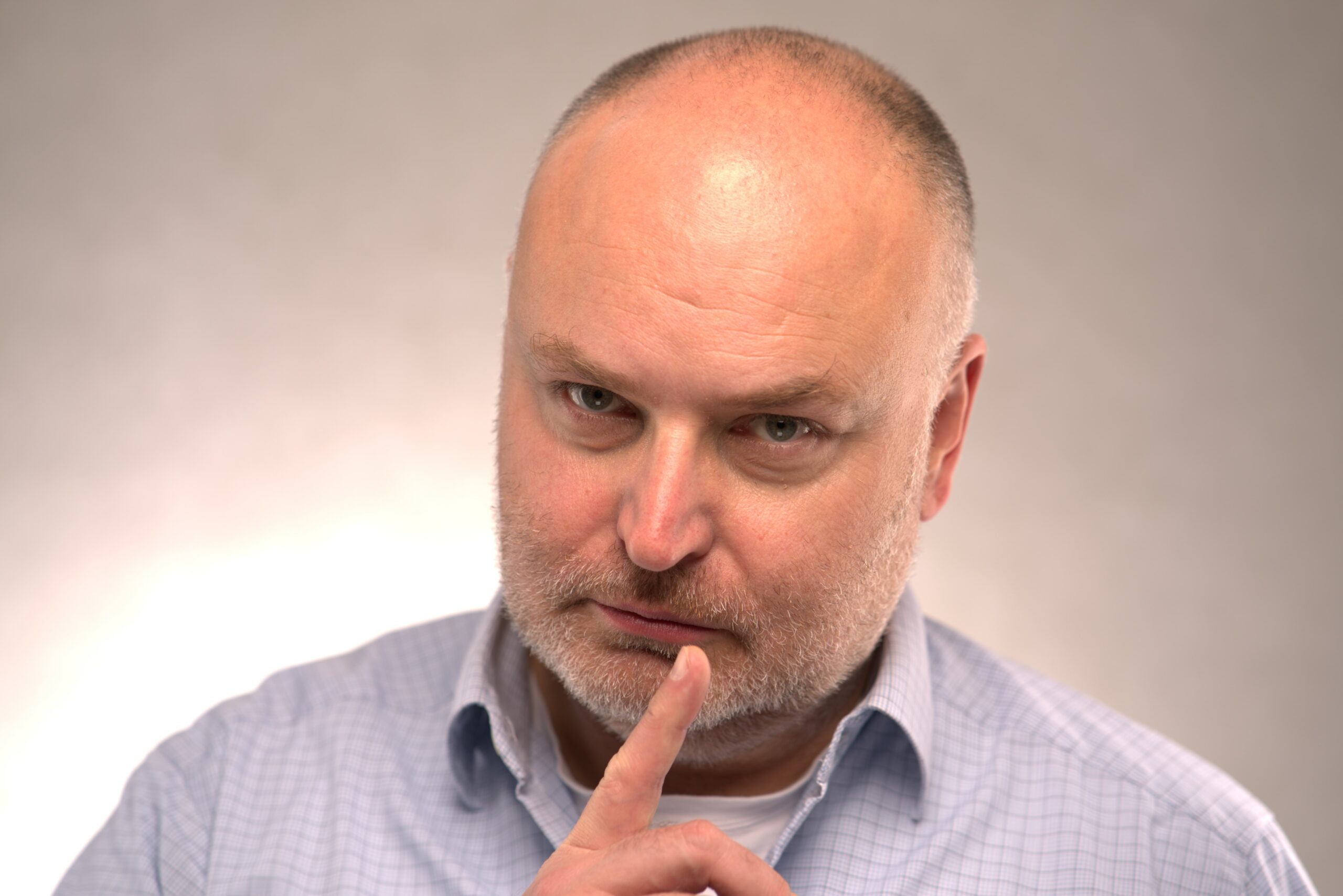 Wilfried Häring ist Unternehmensberater und Wirtschaftspsychologe für Organisation, Prozesse, Geschäftsmodelle und KI in Mainz und Rhein-Main.